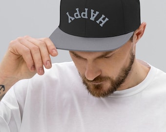 Cappello snapback "HAPPY" capovolto: cappellino streetwear urbano