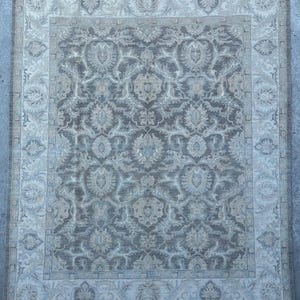 8X10 Chobie Classic Area Grey and White Hand Knotted 100% Wool Rug