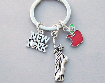 New York City keyring, unisex gift for traveler, Statue of Liberty, love Big Apple keychain, bon voyage, practical gift for dad, wanderlust