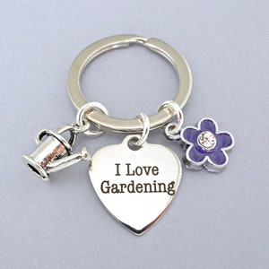 I Love Gardening keyring with watering can and choice of flower color, unisex gift for gardener, birthday gift for Dad, green thumb