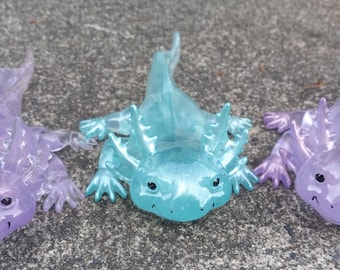 Axolotl Resin Figurine-Handcrafted Adorable Amphibian Friends.