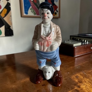 Vintage Artmark Japan Sad Clown Figurine  Ceramic Pierrot with Mask Feet 7