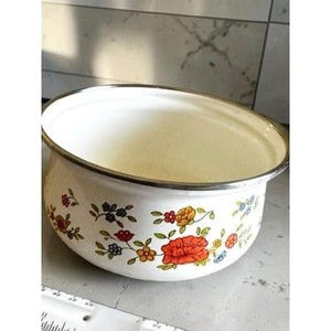 Durable Enamel Pot Retro Style Pot With Floral Patterned Pot Design, Wood Handle Cookware, Gas Stove Cookware, Induction Safe