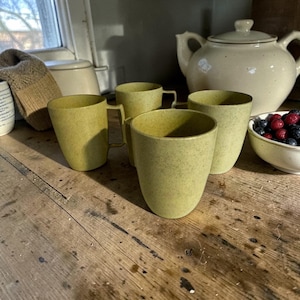 Vintage Gothamware Melamine Mug Set of 4 | Avocado Green Speckled | Retro Kitchen