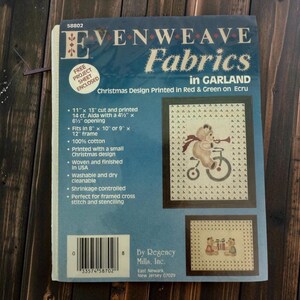Evenweave Fabrics Christmas Cross Stitch Kit in Garland Pattern by Regency Mills