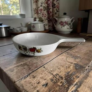Vintage Corning Ware Spice of Life Skillet  Le Persil 6.5 Grab-It Pan