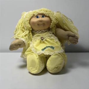 Vintage Cabbage, Patch Kids Doll, Yellow Dress, Blonde Yarn Hair, 14 Inch Collector Figure