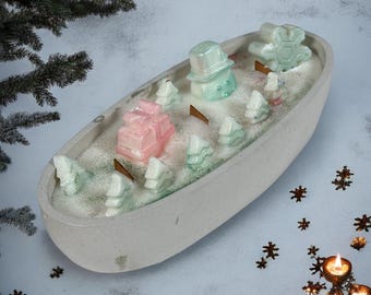 Christmas Concrete Boat Candle: Cherry Wood Wick, Coconut Apricot Wax, 10 oz