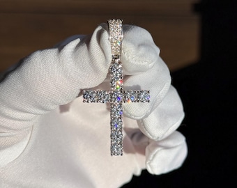 Colgante de cruz de moissanita de plata de ley, collar religioso de hip hop con incrustaciones de diamantes.