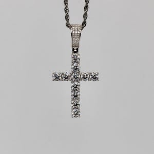 VVS1 Moissanite Cross Pendant