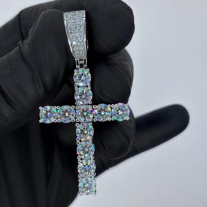 VVS1 Moissanite Cross Pendant