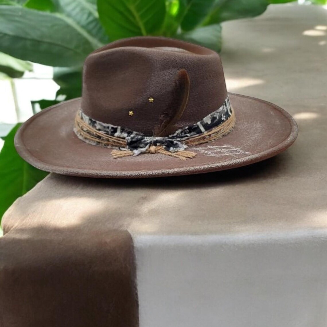 Distressed Fabric Band Feather Cowgirl Fedora Hat