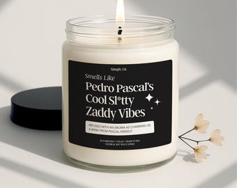 Smells Like Pedro Pascal Candle Celebrity Funny Inspired Movie Star Candle Perfect Gift for Fans Stylish Home Decor Clear Candle SL-0026