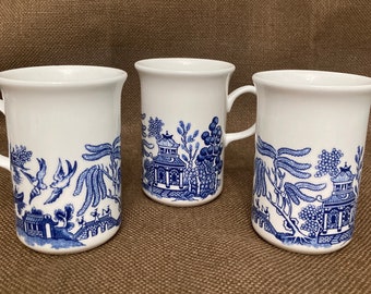 Vintage Set of 3 Blue and White Blue Willow Coffee Tea Mug Cup Made in England by Churchill Transferware Classic Cottage Farmhouse Style