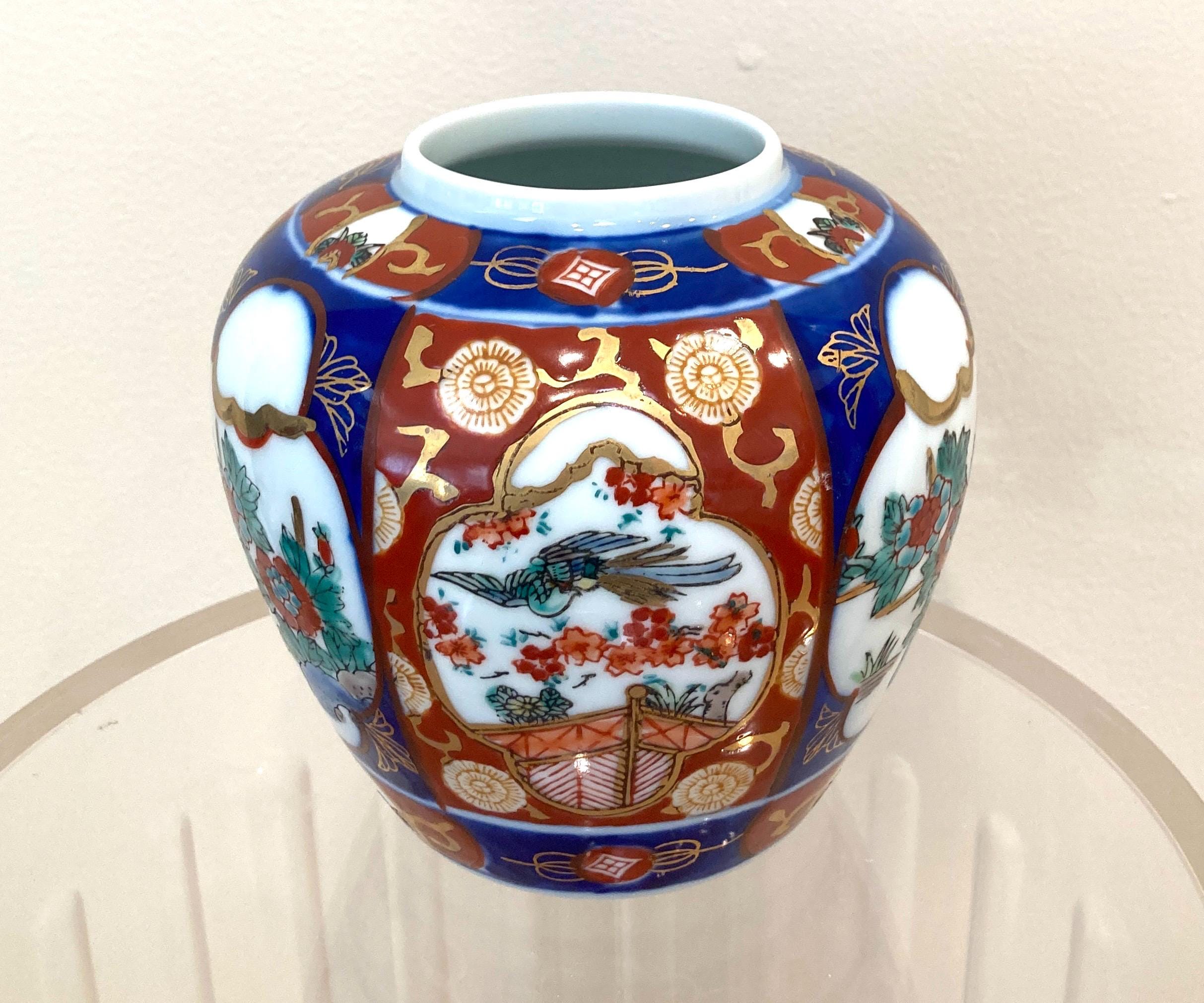 Hand Painted Gold Imari Vase - Etsy