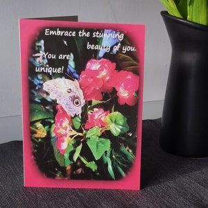 Carte inspirée d'art de la nature. Art photographique original et unique. Carte de format A5. Cadeau pour toutes les occasions.  Embrassez votre beauté époustouflante.