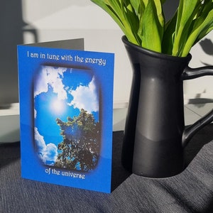 Carte d'art nature motivante. Fait main. Format A5. Photographie et oeuvre d'art. Cadeau pour toutes les occasions. Je suis en harmonie avec l'énergie de l'univers.