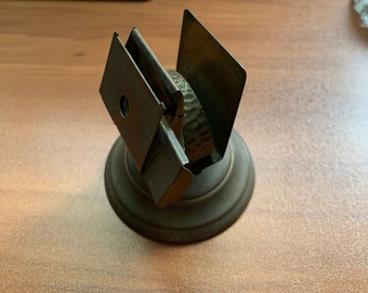 Tabletop Cutter for Roll Your Own Cigarettes.  FREE Domestic Shipping