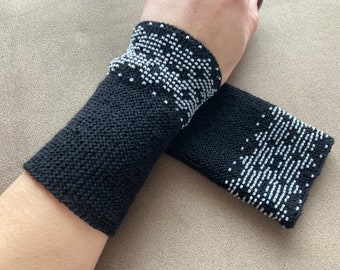 Lithuanian made: beaded woolen arm warmers