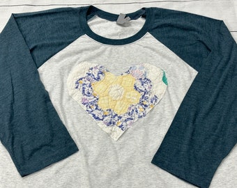 Quilted Heart Appliqué Raglan Tshirt  - navy