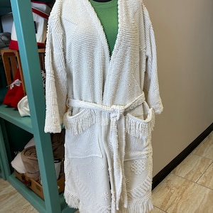 Vintage Chenille Bedspread Upcycled Bath Robe