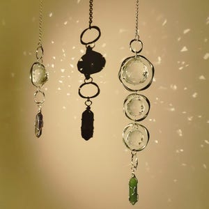 Crystal Suncatcher winter Sun Catchers Indoor Window Hanging Sun Catchers with Crystals | Light Catcher with Prisms and Agate Slices