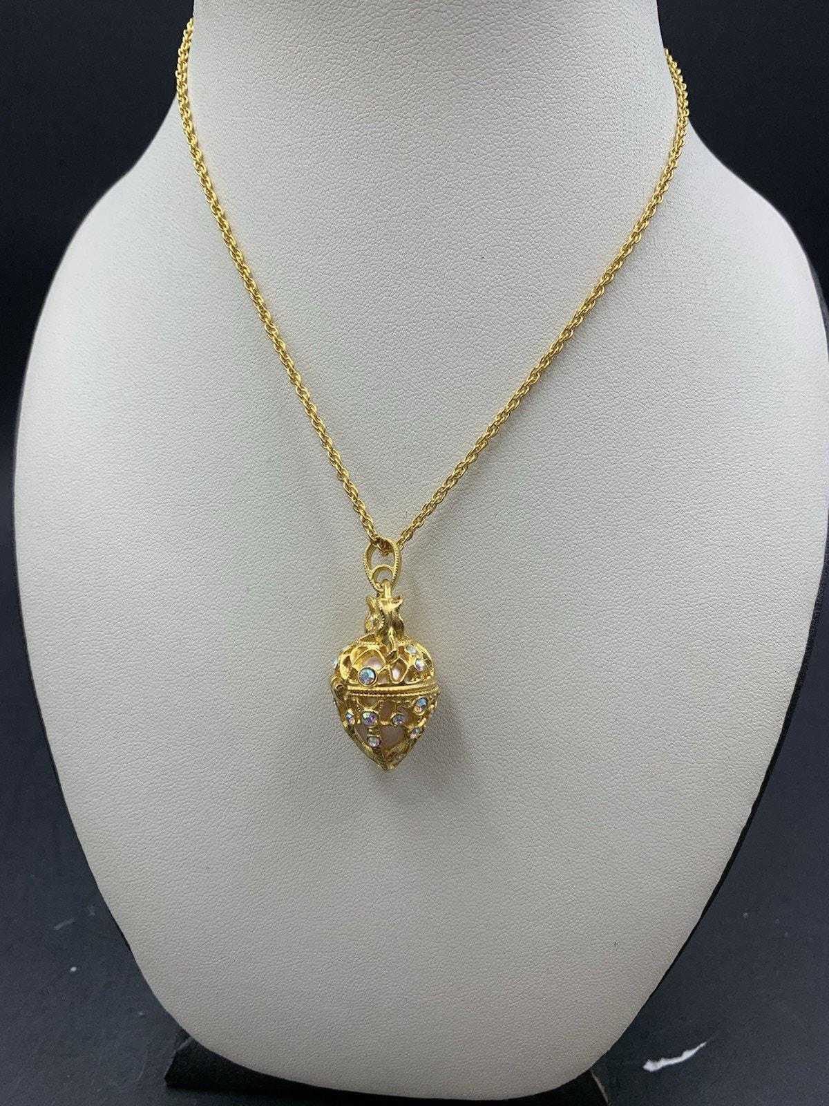ALY アーリイ　Chip / gold Aly Jewelry - Etsy