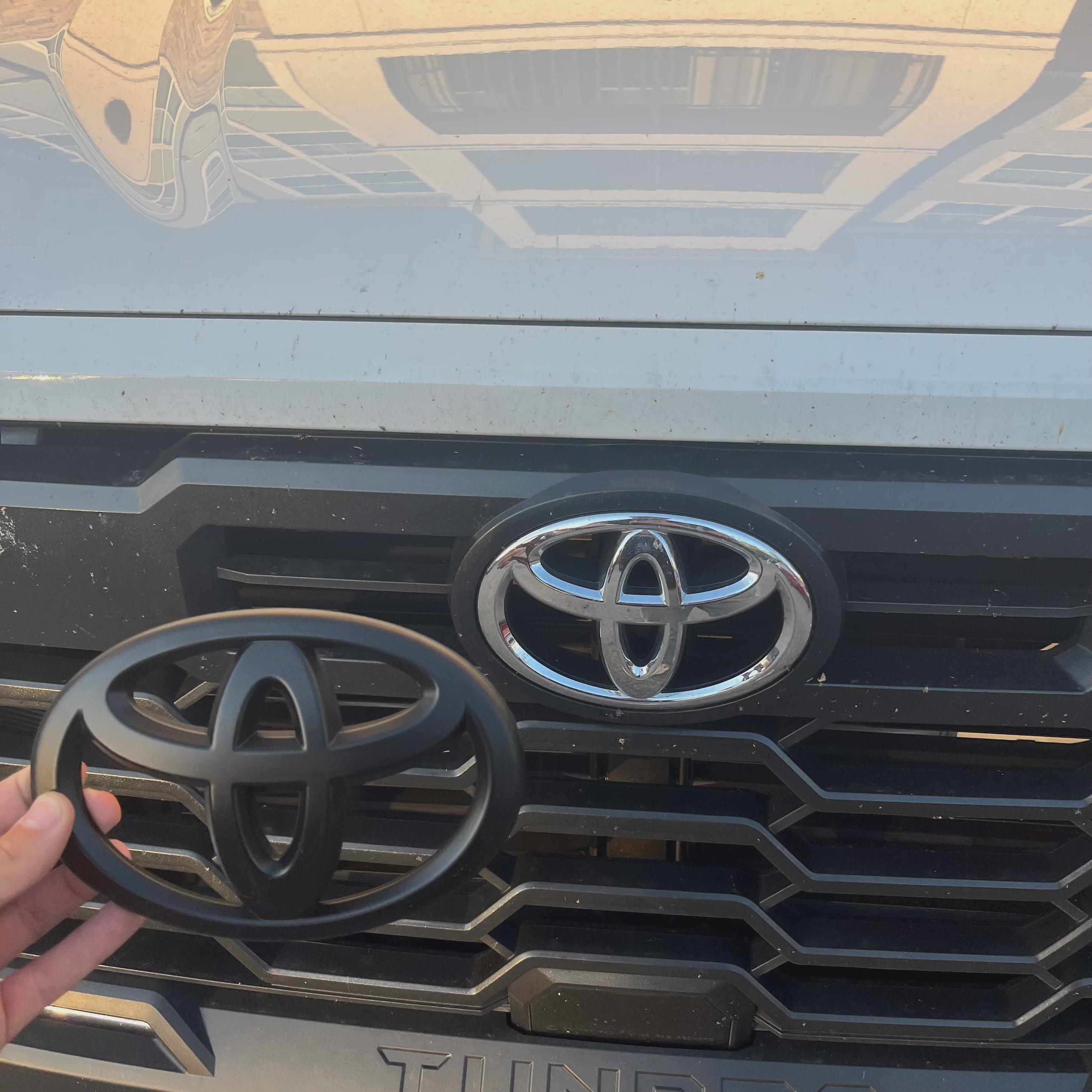 Emblema Parrilla Toyota Montañas Tricolor Tacoma Hilux Fj | Meses Sin