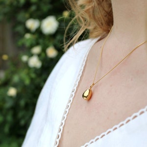 Egg Pendant Necklace Gold Vermeil image 1