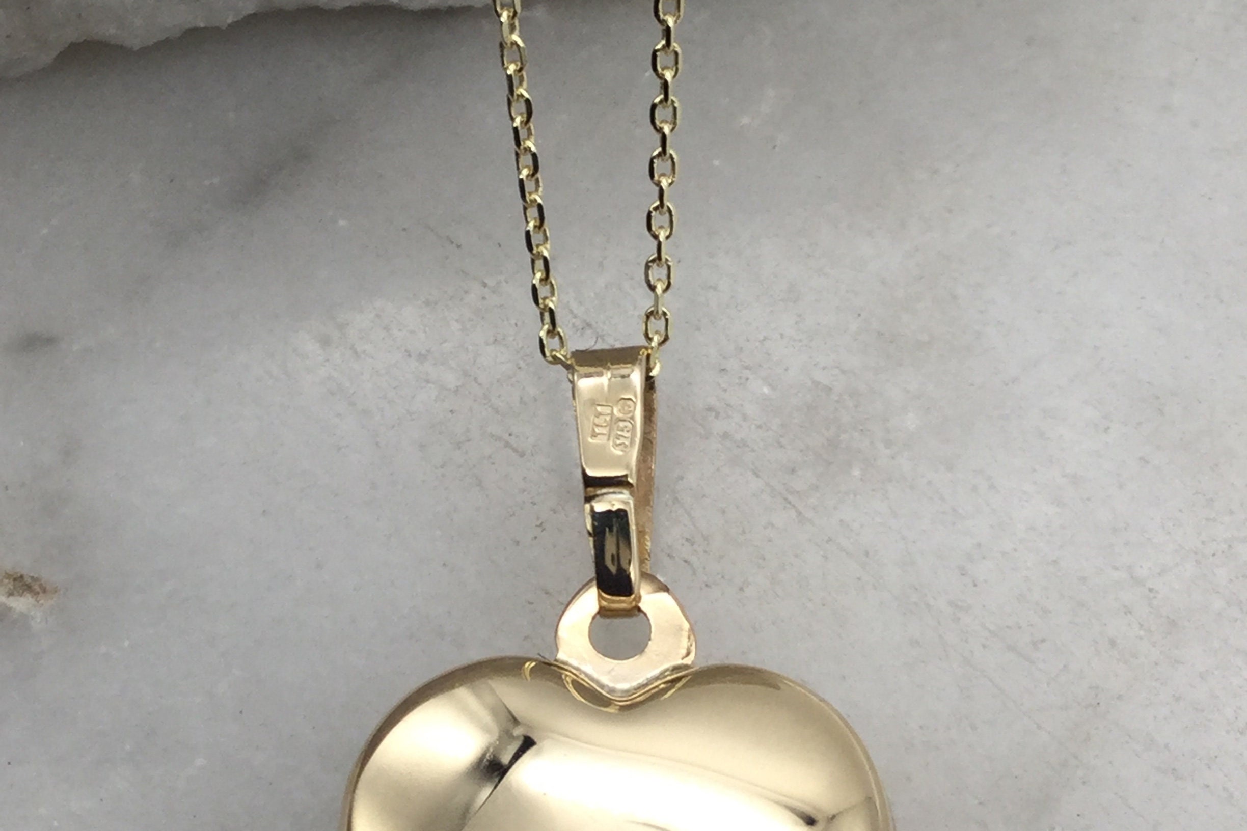 Solid Gold Heart Locket 9ct Gold - Etsy 