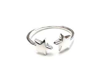 Adjustable Star Charm Ring in Sterling Silver