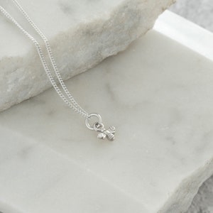 Mini Biene Charm Halskette Sterling Silber