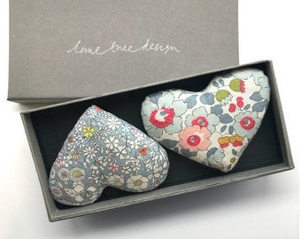 Box of 2 Lavender Heart Drawer Scenters "Love Heart", Handmade with Liberty Fabric Tana Lawn Lavender Bags in Gift Box