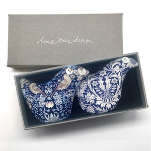 Box of 2 Lavender Bird Drawer Scenters "Fine Feather", Handmade with Liberty Tana Lawn Fabric Lavender Sachets in Gift Box