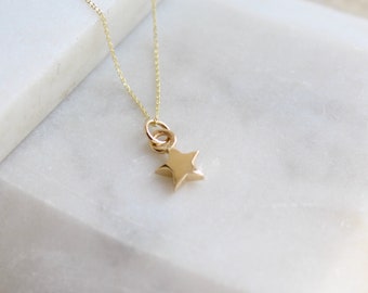 Tiny Star Charm Necklace 14ct Solid Gold NC480/SG