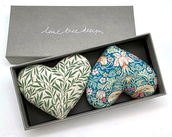 Box of 2 Lavender Heart Drawer Scenters "Victoria & Albert", Handmade with Liberty Tana Lawn Fabric Lavender Bags in Gift Box
