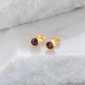 Birthstone Stud Earrings January: Garnet & Gold Vermeil