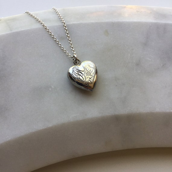 HALO HEART CAT MEMORIAL NECKLACE - Silver Essence Jewellery