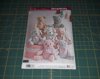 New Pattern, Simplicity Pattern, Stuffed Animals Pattern, Toy Pattern, 8716