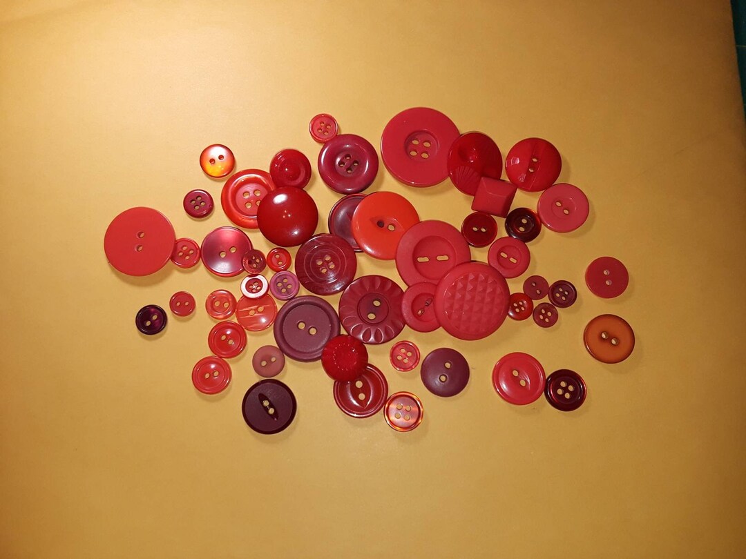 Buttons, 50 Red Buttons, Vintage Red Buttons, Craft Buttons, Lot 2762 ...