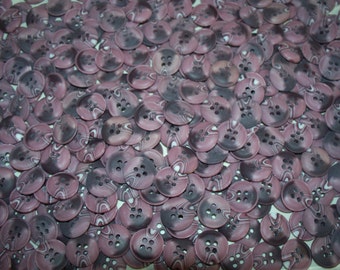 Bulk Lot. 500 Variegated, Mauve and Gray Colored Buttons. (Free US Shipping)