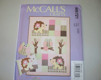 New Pattern, McCall's Pattern, Baby Quilt Pattern,  Pillow Pattern, M6721
