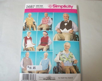 New Simplicity Adult Clothing Protector Pattern, 2687 (Free US Shipping)