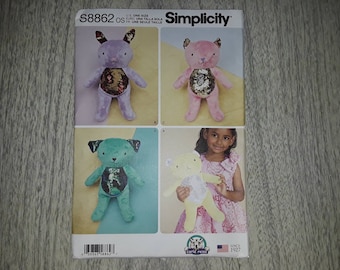 New Pattern, Simplicity Pattern,  Stuffed Animal Pattern, S8862