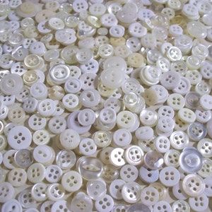 Bulk Buttons, Vintage Buttons, 600 Buttons, Small Buttons, White, Translucent, Cream colored Mix Buttons.