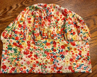 Soft & Stretchy Scrub Cap ~    Red multi floral