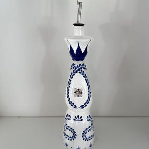 Clase Azul Olive Oil Dispenser 750 ml bottle with pour spout *EMPTY*