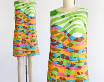 60s Hawaiian Psychedelic Dress, small