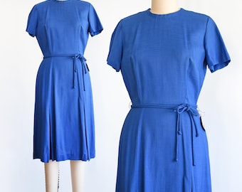 Robe de jour bleu cobalt vintage des années 1960, petite/moyenne
