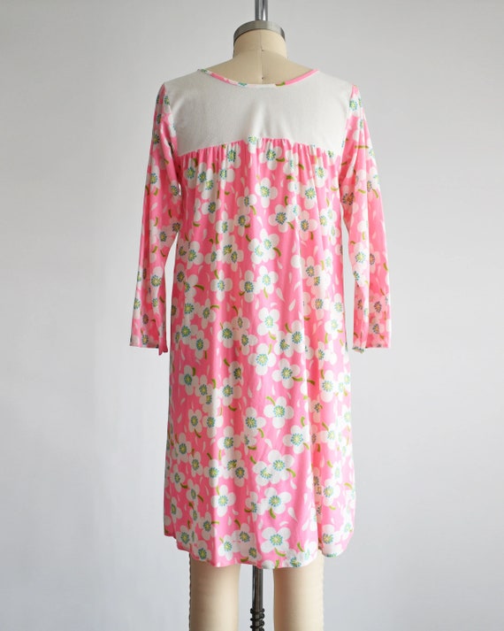 70s Pink Flower Power Nightgown, Vintage 1970s Fl… - image 5